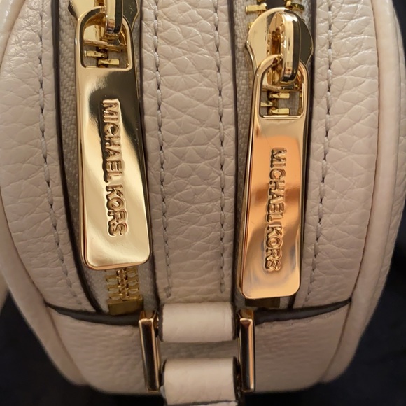 NWT Fulton Michael Kors Bag - Picture 4 of 6